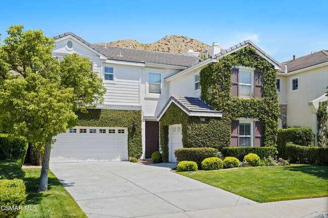 Building Photo - 6077 Mandeville Pl
