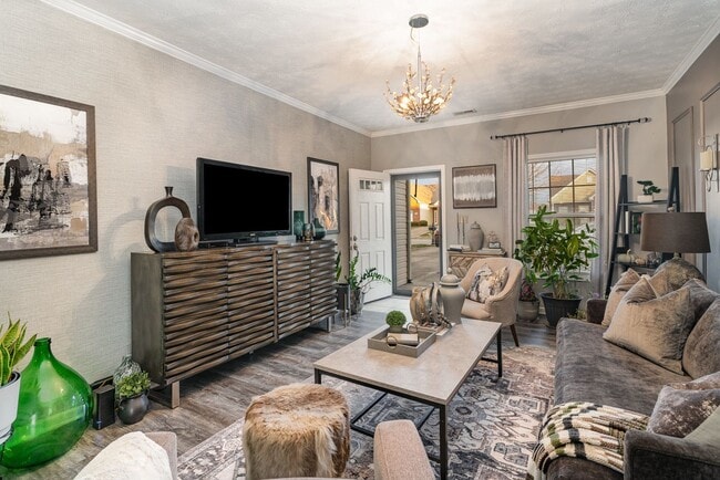 Building Photo - Stylish Furnished 2BR Retreat w/ Garage | ...