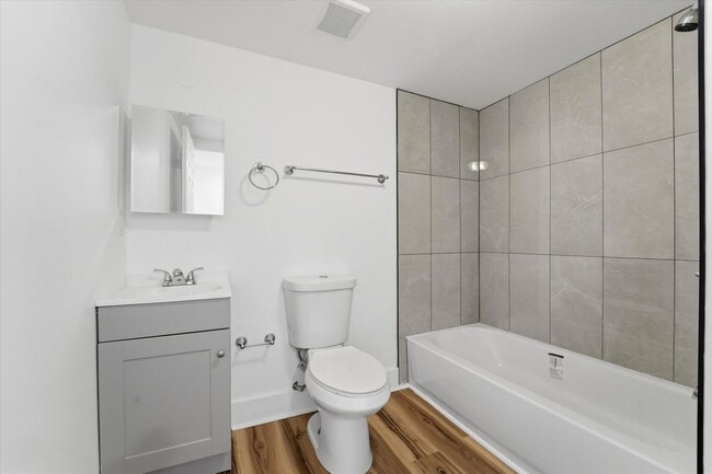 Building Photo - 3BR/3BA House | Newly Renovated | Section 8 Welcome