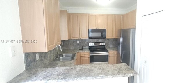 Building Photo - 2616 SE 14th Ave