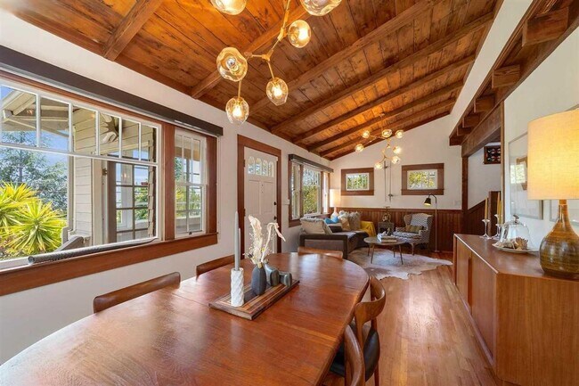 Building Photo - Beautiful Lincoln Heights Retreat W/ Chef’s Kitchen & Expansive Deck