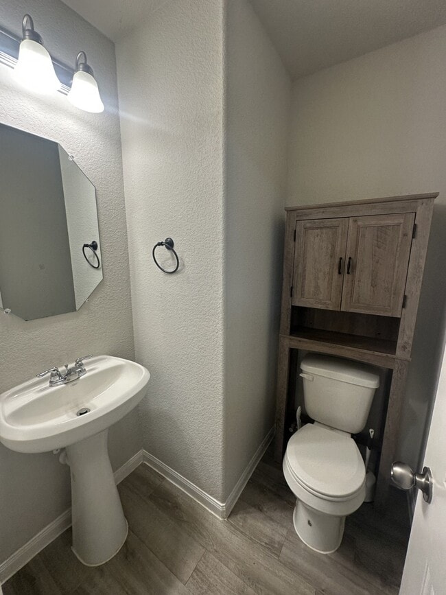 Building Photo - 2146 10th St