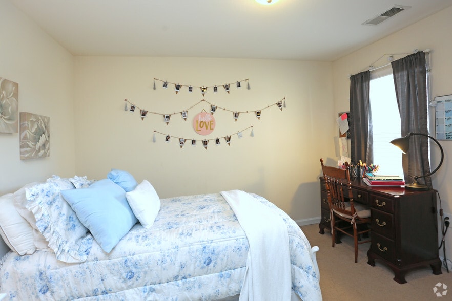 Turtle Creek West Apartments 359 Old E King St Boone NC 28607