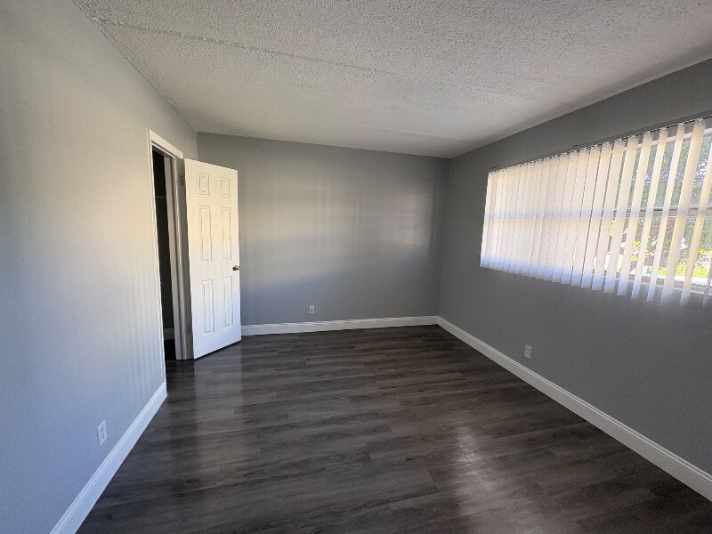 Building Photo - 4500 N Flagler Dr