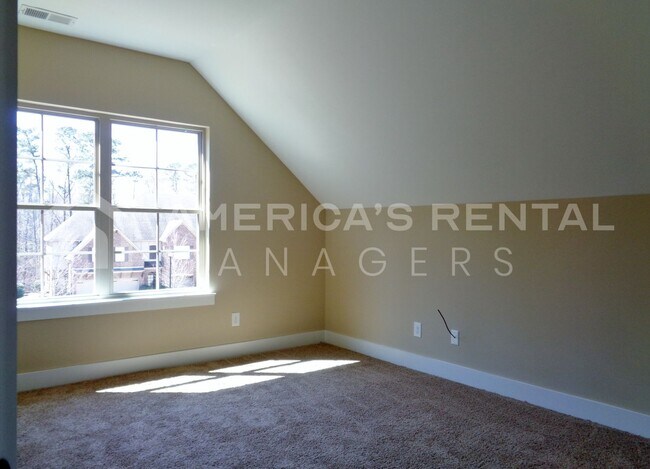 Building Photo - DEPOSIT PENDING!!! Town Home in Gardendale...