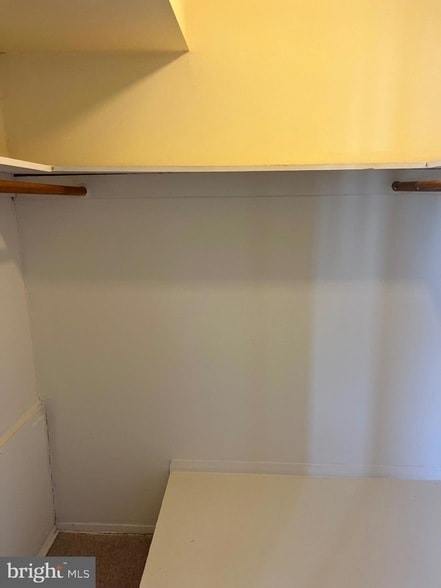 Building Photo - 2025 N Lincoln St