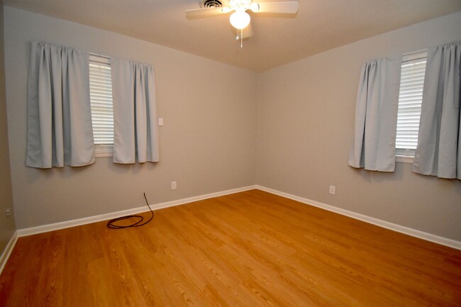 Building Photo - 3 Bed 1 Bath Home in Ruston