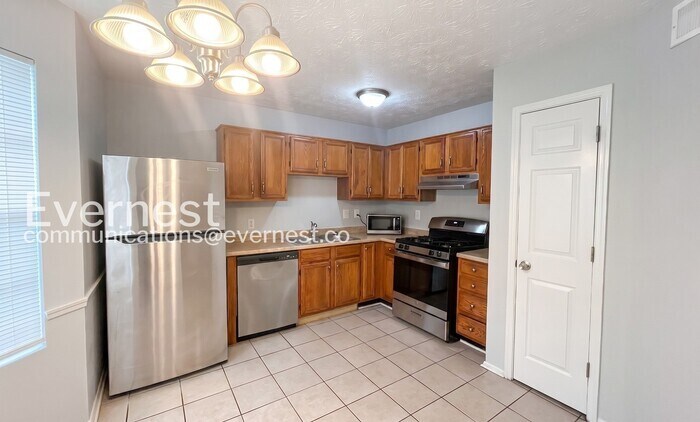 Building Photo - 3833 Conley Downs Dr