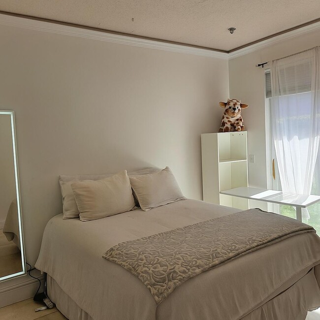 Building Photo - 132 Thornton Dr