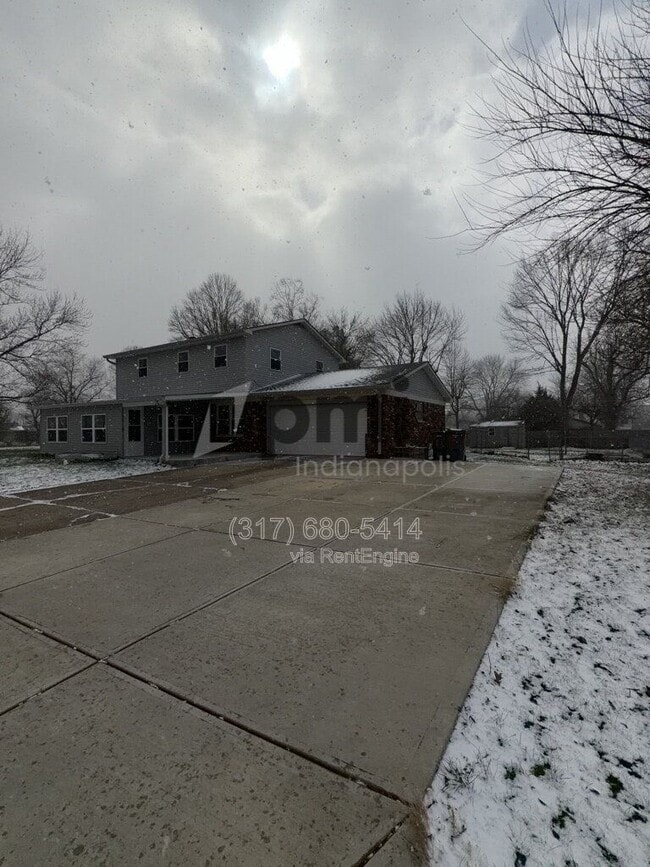 Building Photo - 635 Phaeton Pl