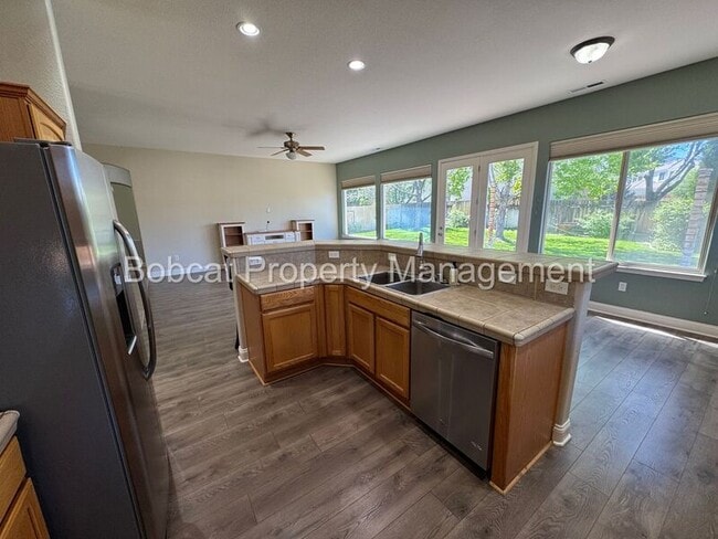 Building Photo - 1260 Flintwood Dr