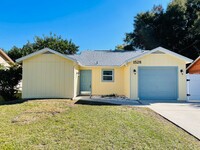 Building Photo - Fully Renovated 3bed/2bath Home in Sarasota!!