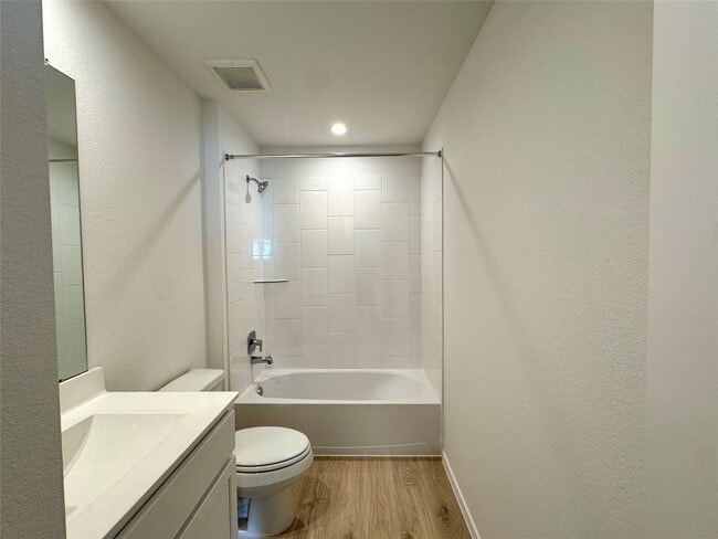 Building Photo - 1606 Cedar Pointe Ct