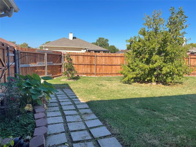 Building Photo - 7213 Fairfield Dr