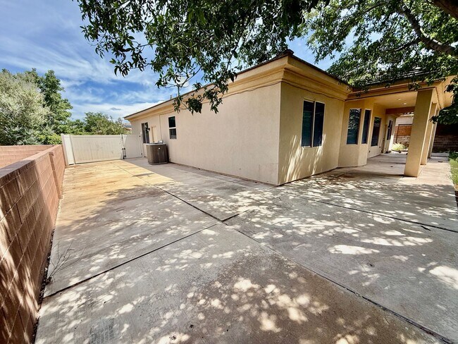 Building Photo - Rock Hampton Home in Hurricane