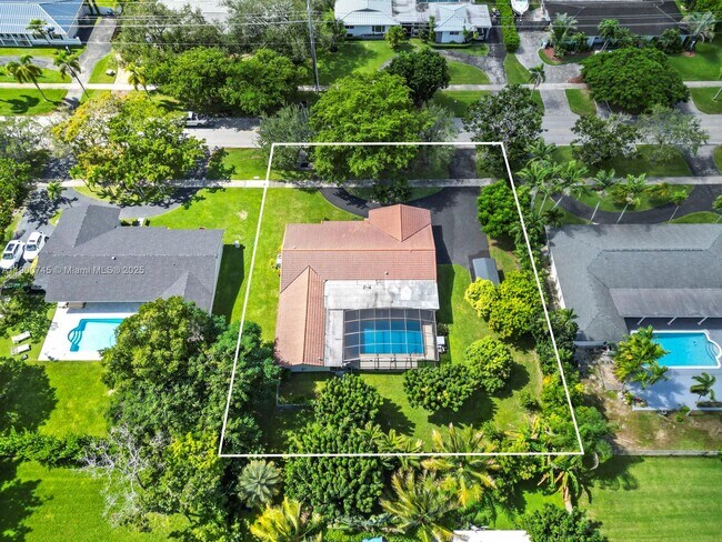 Building Photo - 17223 SW 87th Ave