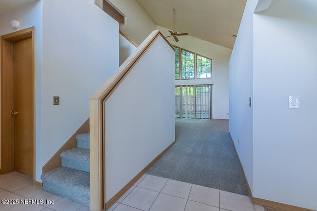 Building Photo - 3619 Bridgewood Dr