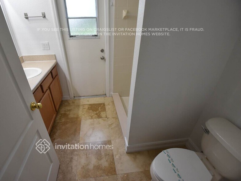 Building Photo - 8524 Andover Bridge Ct