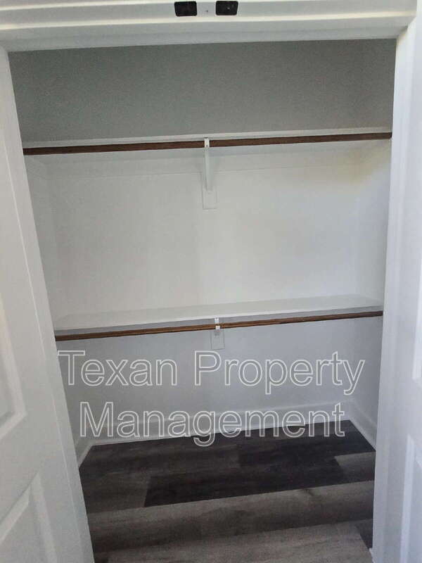 Building Photo - 3505 Brazos River Dr