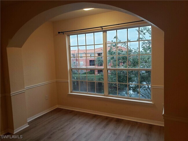 Building Photo - 23640 Walden Center Dr