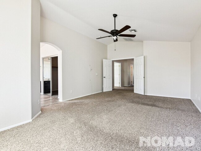 Building Photo - 4 Bedroom Single Family Home in Litchfield Park