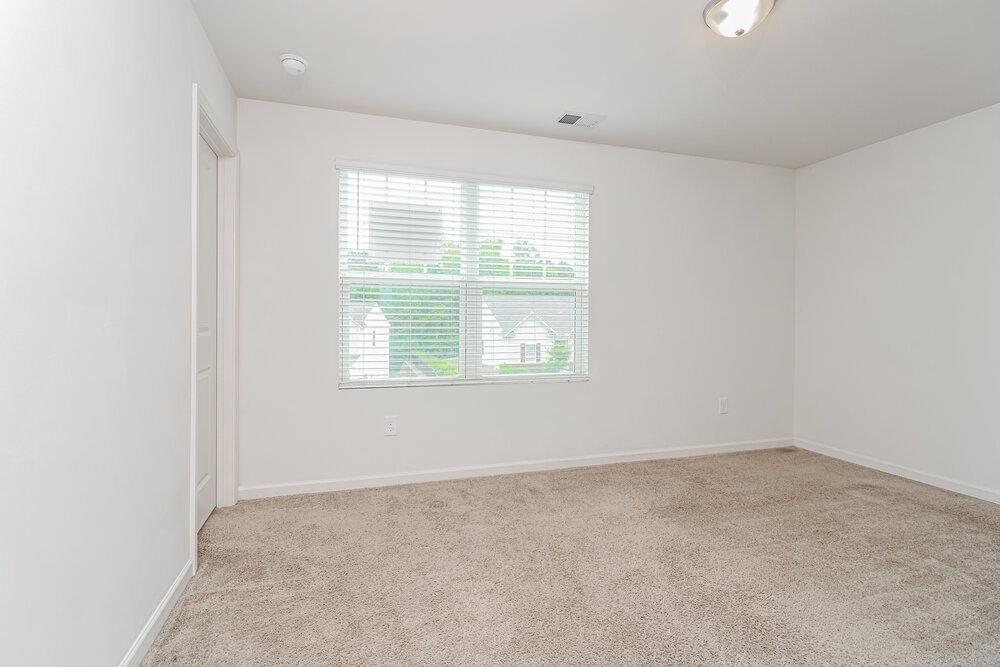 Building Photo - 44 Meriwether Ln