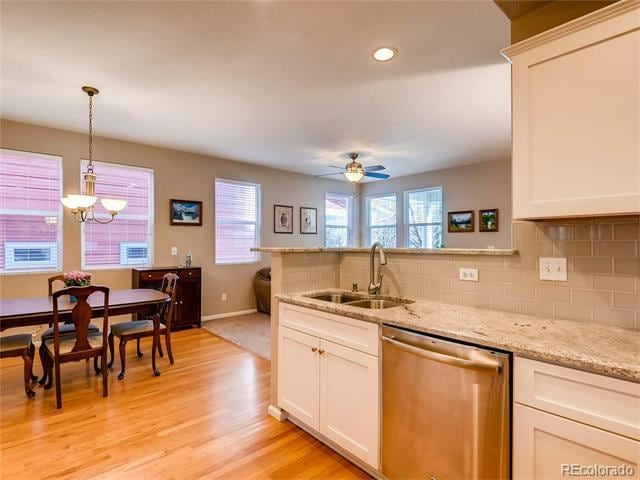 Building Photo - Available July! Beautiful Northfield Home!