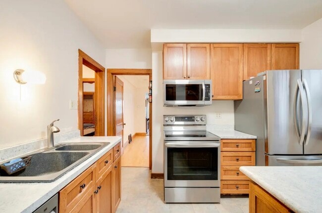 Building Photo - 2173-75 S 69th St