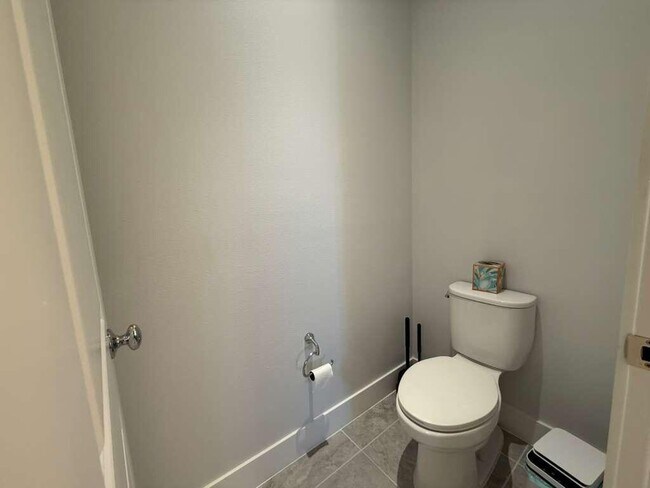 Building Photo - 5348 Sagan Ln