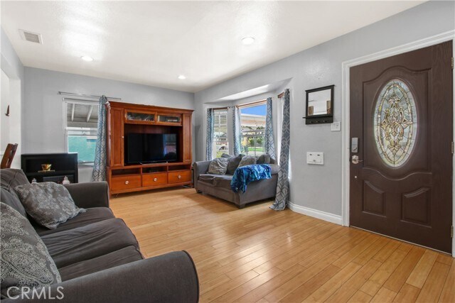 Building Photo - 11143 Ruthelen St