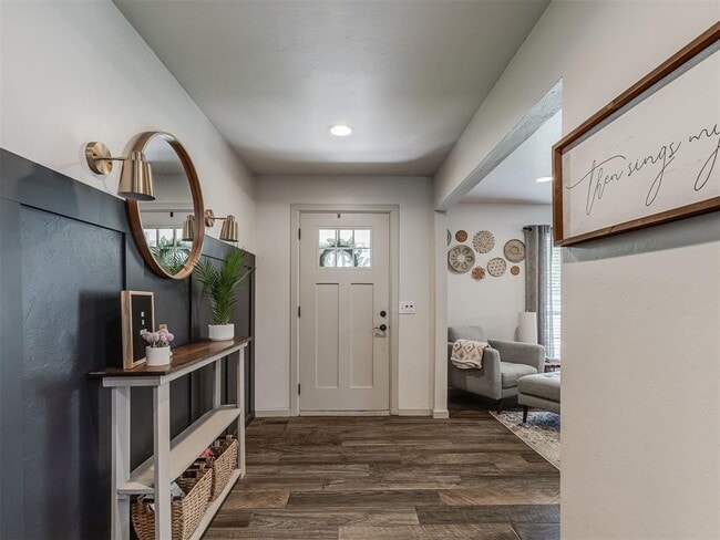 Building Photo - 801 Rock Hollow Rd