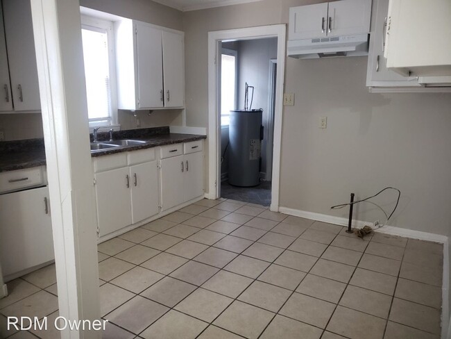 Building Photo - 4 br, 2 bath House - 4207 Truman Ave