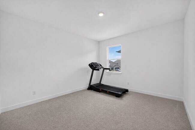 Building Photo - 7410 Wildrye Mdw Ln