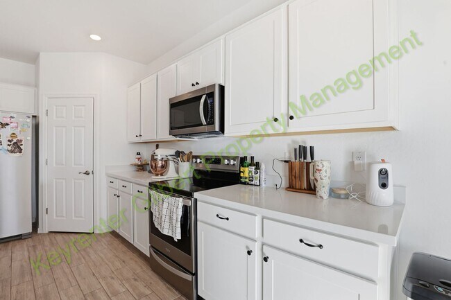 Building Photo - Lovely 2024 built 3-bed/2-bath Home in Wales Ranch