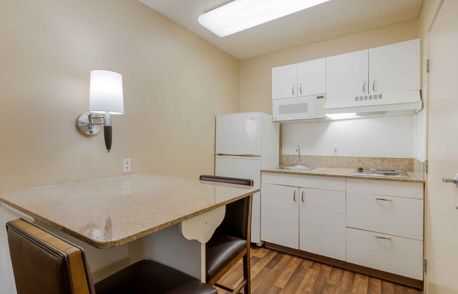 Building Photo - Furnished Studio-San Jose - Sunnyvale