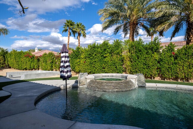 Building Photo - 49392 Hohokam River St