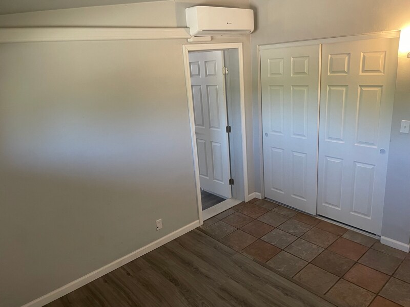 Building Photo - 4240 N 4th Ave