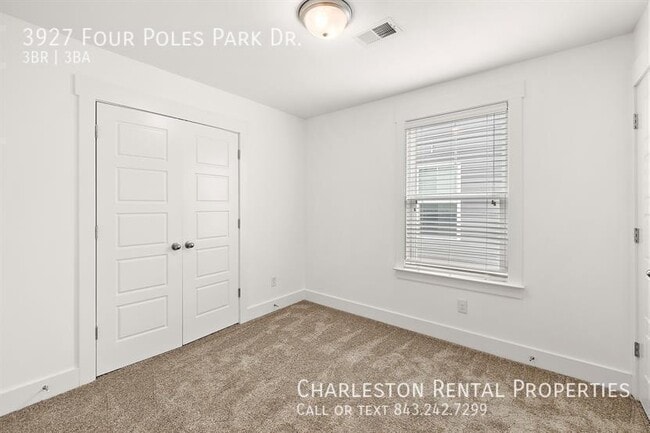 Building Photo - 3927 Four Poles Park Dr