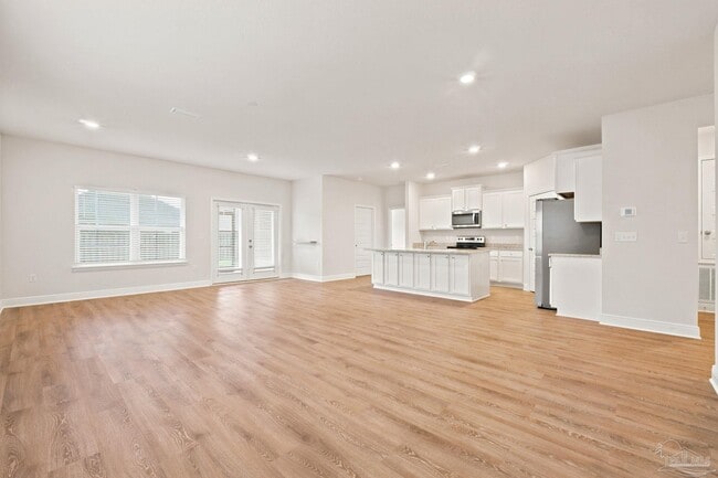 Building Photo - 7745 Burnside Lp