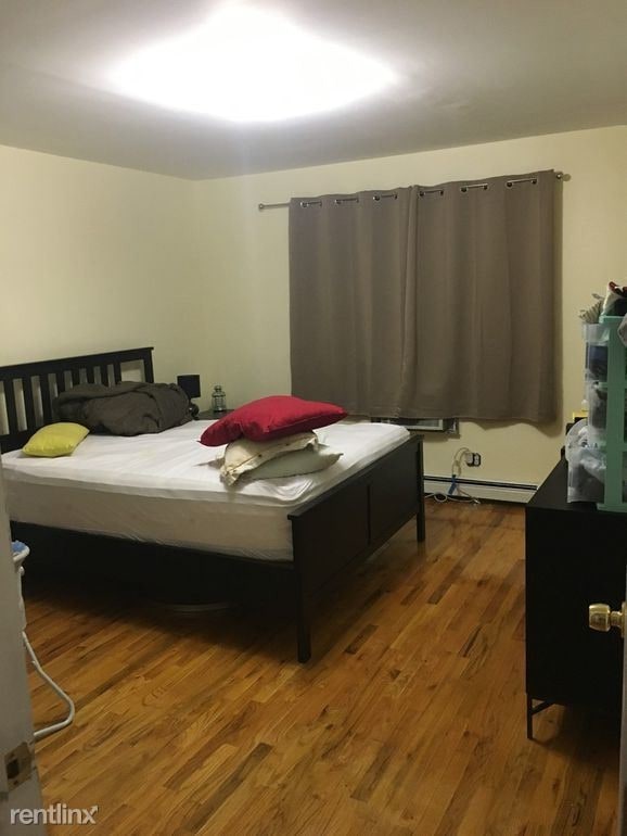 Building Photo - 1 Adrian Ave