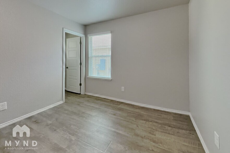 Building Photo - 12911 Cicely Ct