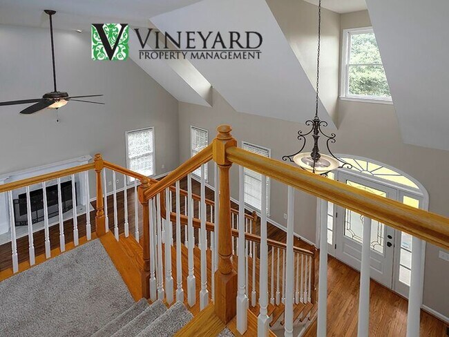 Building Photo - 255 Henson Way