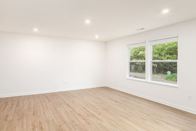 Building Photo - 1516 Billingham Dr