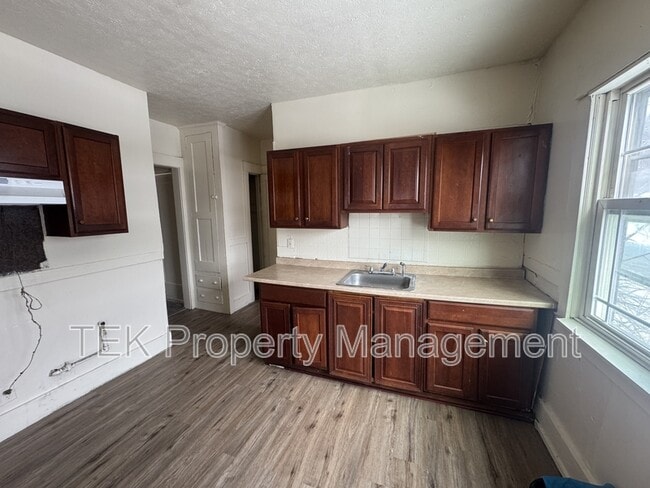 Building Photo - 472-474 Avenue D -NEW OWNER