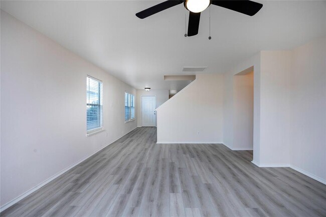 Building Photo - 4119 Carmel Ridge Way