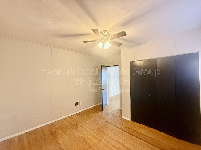 Building Photo - 2718 Hampton Ave