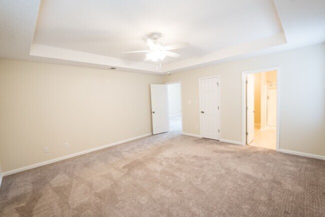 Building Photo - 3 Bedroom 2 Bath Ranch in Evans