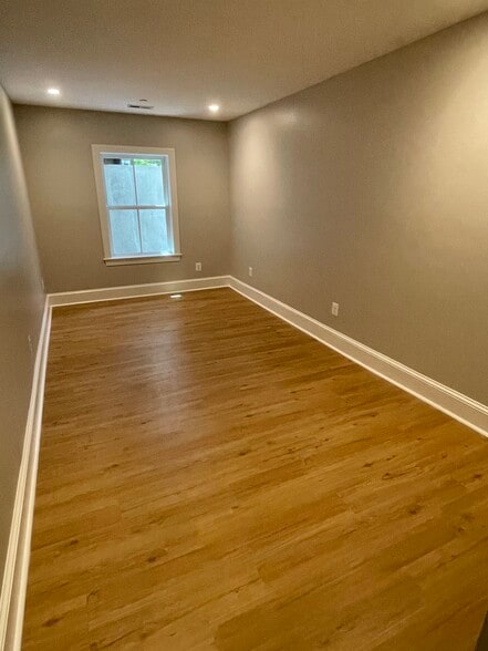 Building Photo - 1318 T St NW