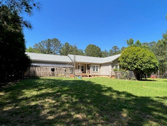 Building Photo - 6968 Moontown Dr E