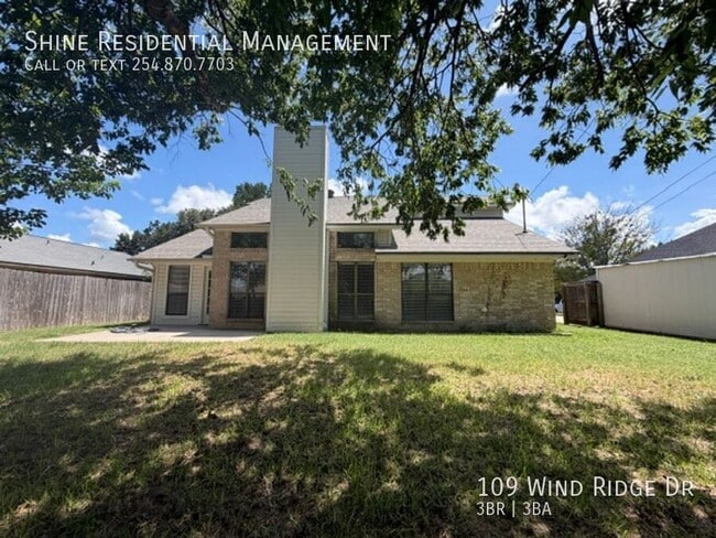 Building Photo - 109 Wind Ridge Dr